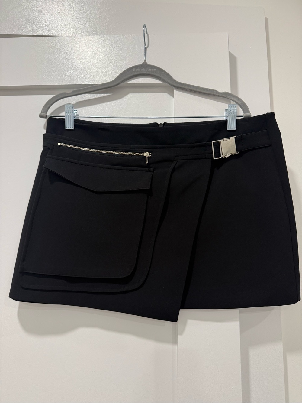 ZARA black mini skirt w front pocket detail